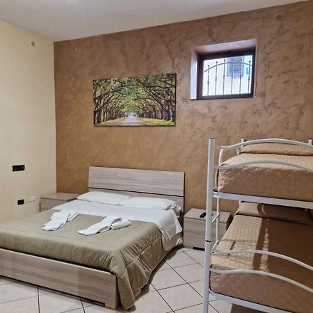 La Domus Pompei Casa Vacanza Zewnętrze zdjęcie